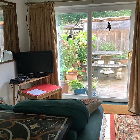 Primrose Villa Self Catering Bnb Monmouth Extérieur photo