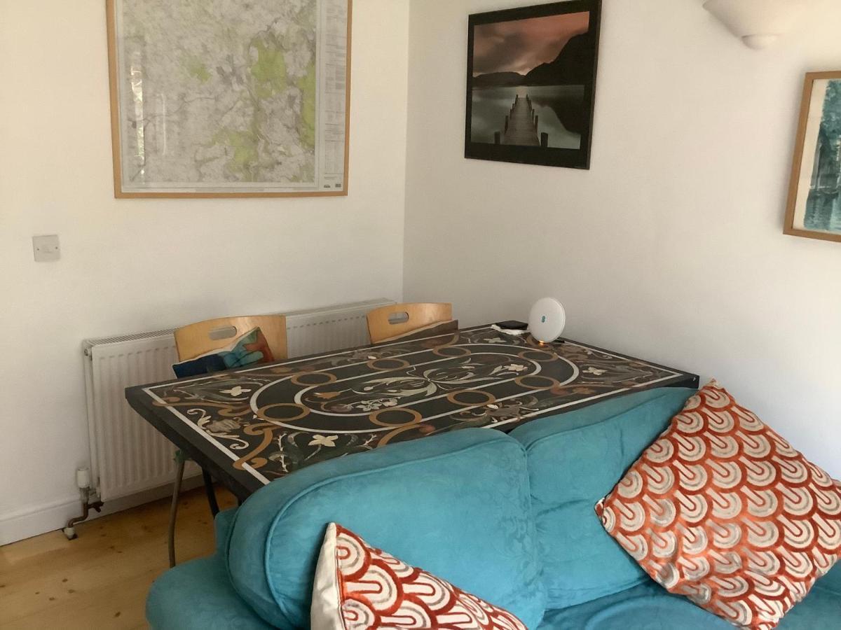Primrose Villa Self Catering Bnb Monmouth Extérieur photo